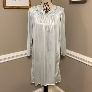 Carole Embroidered Vintage Nightgown Sky Blue Women’s Size M Nylon